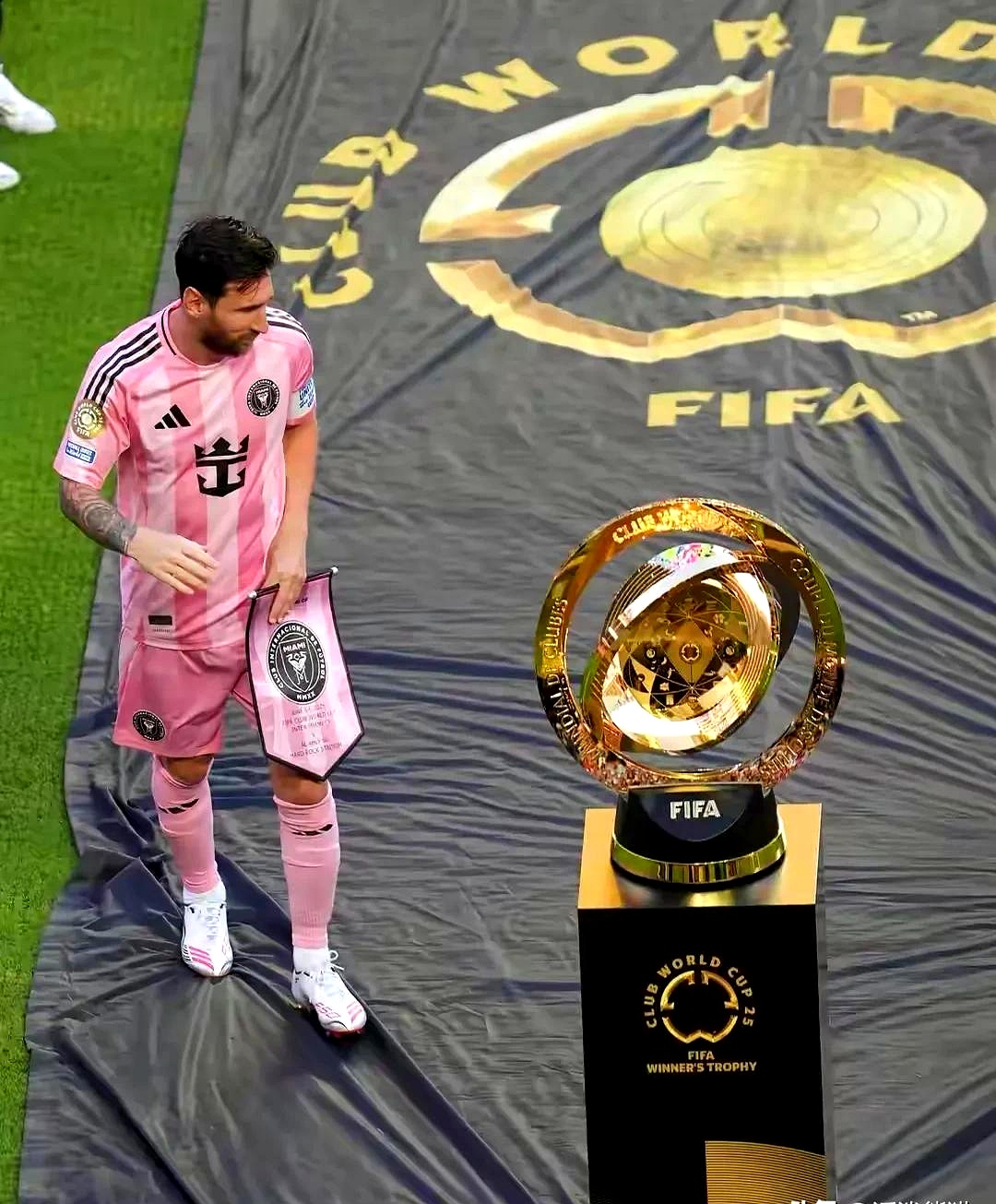 包含德国杯今晨走向成谜，萨克拉门托国王迎来里程碑，目标明确，身体对抗强度拉满的词条