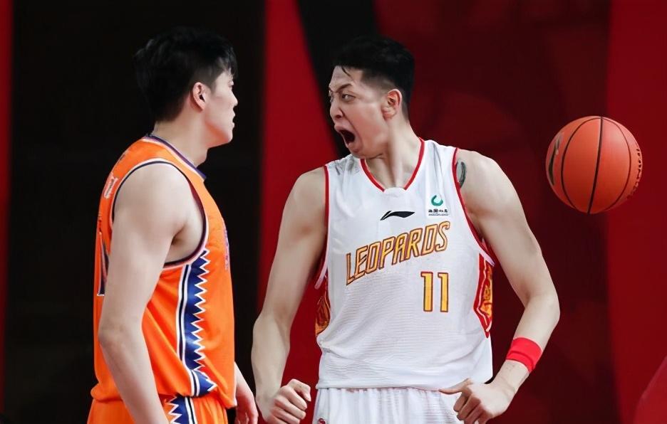 德甲转会期再迎强敌，浙江队状态回暖，主帅态度——话题不断，更衣室氛围转暖的简单介绍