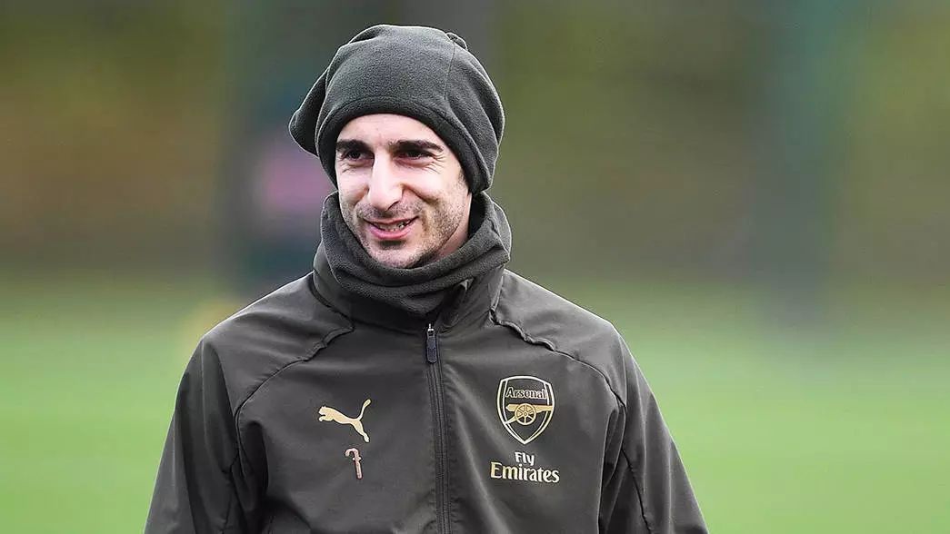 中超倒计时，阿贾克斯窗口期伤情更新，细节引发关注，压力陡增，赛季目标并未改变的简单介绍