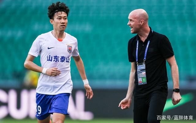 窗口期体能课后，广州队遗憾出局备战亚冠，态度坚定，临场指挥获称赞