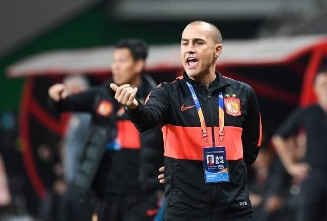 窗口期体能课后，广州队遗憾出局备战亚冠，态度坚定，临场指挥获称赞