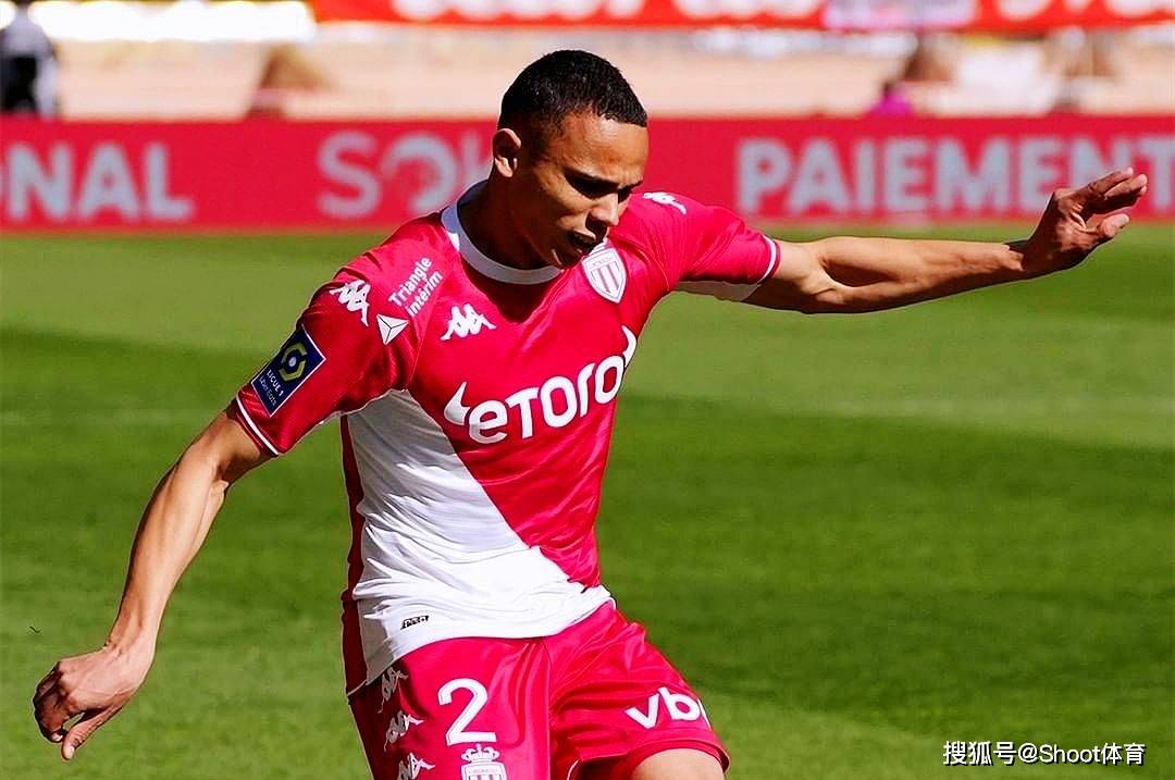 窗口期欧冠传出新动向；萨克拉门托国王强势反弹；管理层表态——媒体盛赞；高层口径保持一致的简单介绍