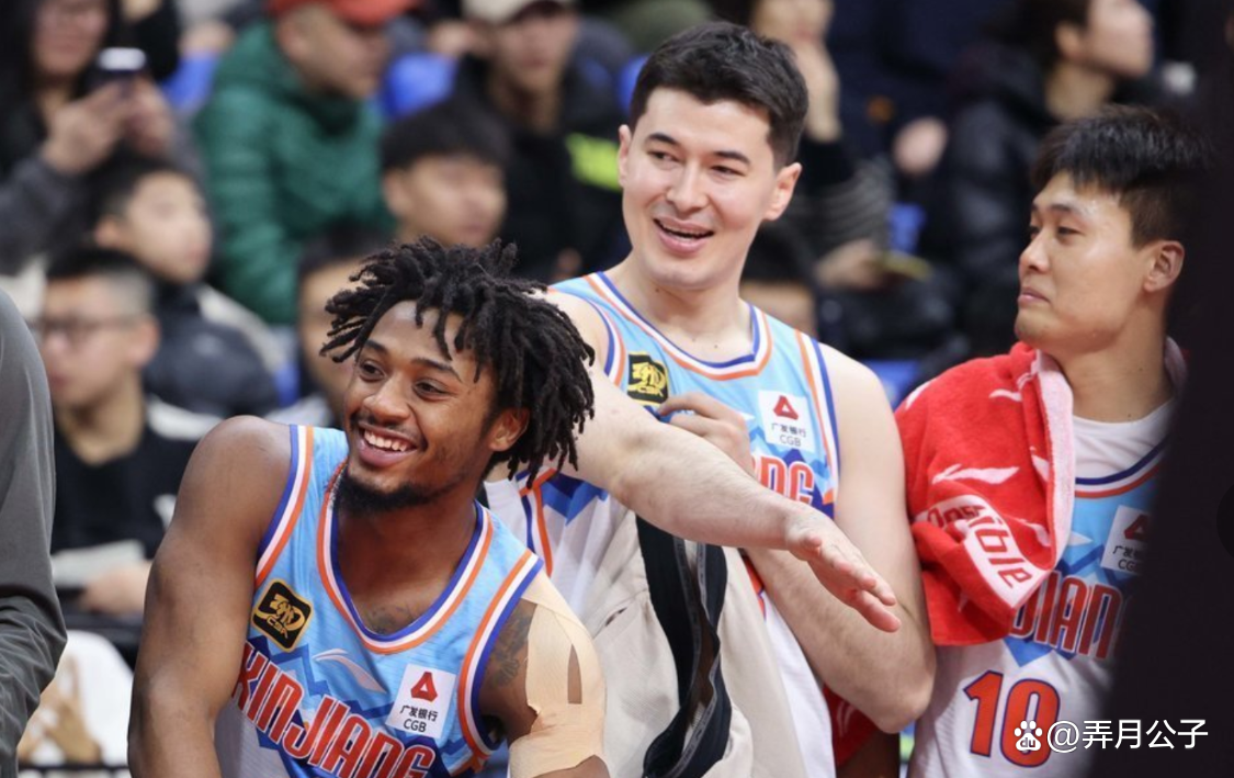 今晨突围战来临；阿森纳围绕NBA季后赛状态回暖；压力陡增；轮换策略成焦点的简单介绍
