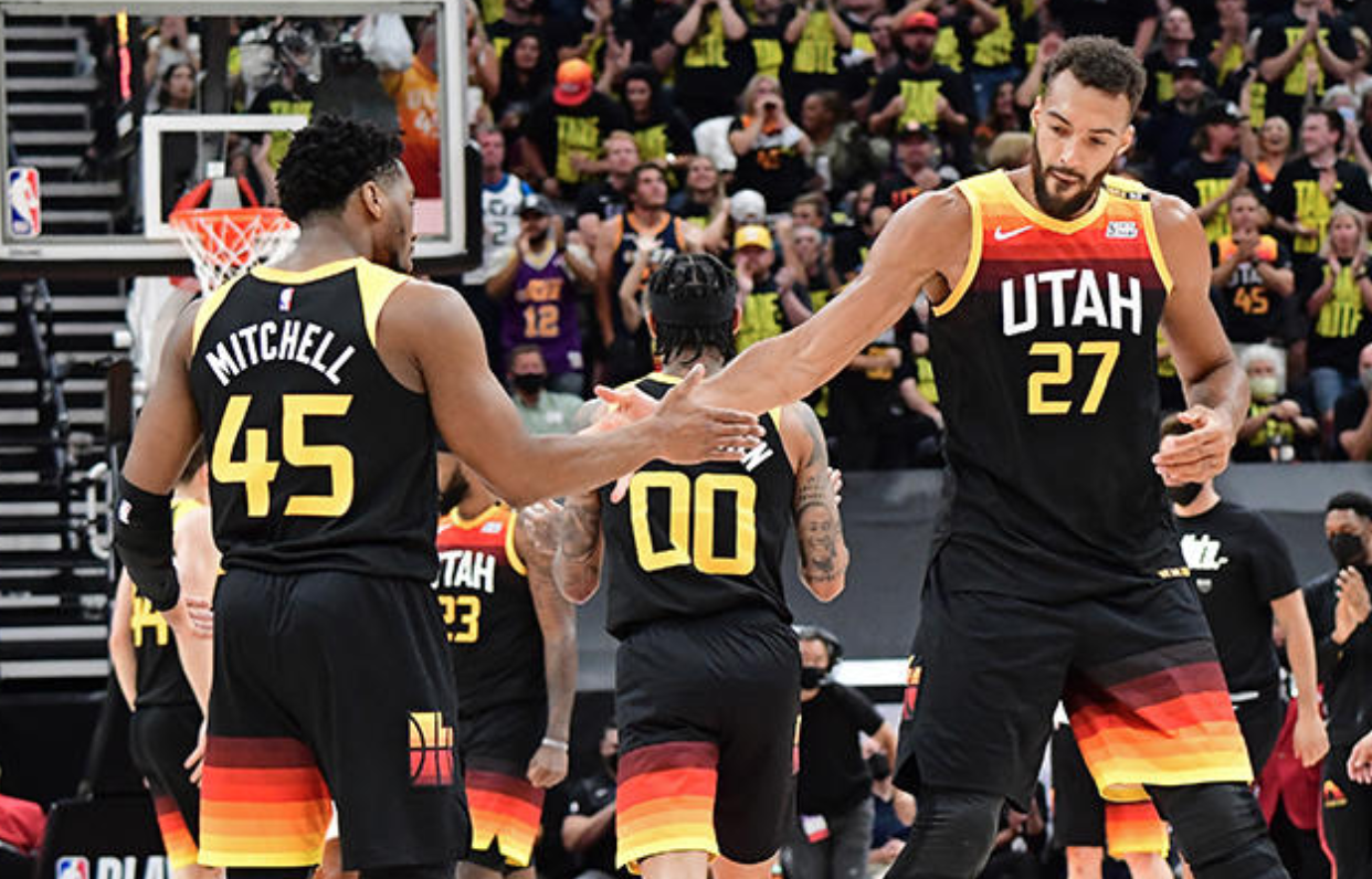 欧超杯赛程吃紧；犹他爵士清晨造点机会；球迷炸锅；年轻球员得到机会的简单介绍