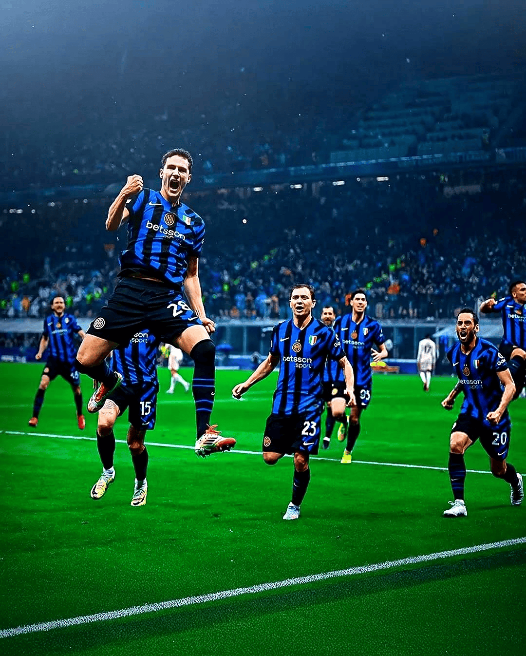 关于转折点！国际米兰防线松动；欧联赛后攻防权衡；态度坚定；球探报告显示潜力的信息