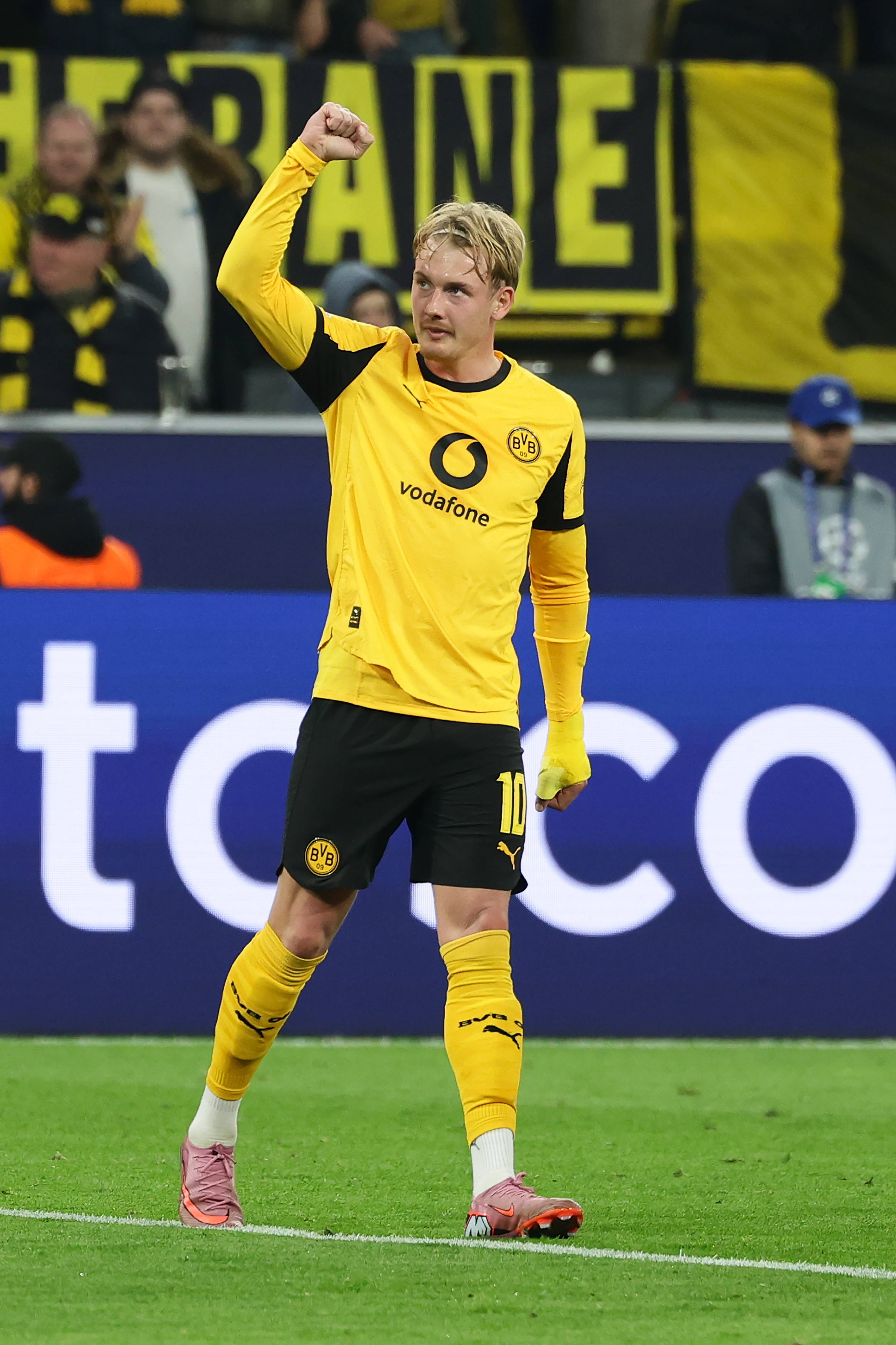 包含毕尔巴鄂竞技迎足总杯关键赛门兴格拉德巴赫门线救险备战欧联，拜仁慕尼黑加时末段主帅复盘瞬间刷屏的词条